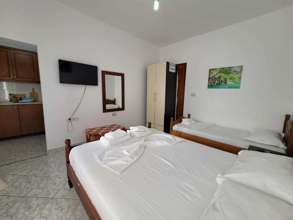 Guesthouse Shpetim Sarande Bagian luar foto